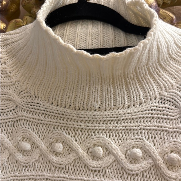 Elegant Cream Cable Knit Hand Knit Tunic - Picture 6 of 6